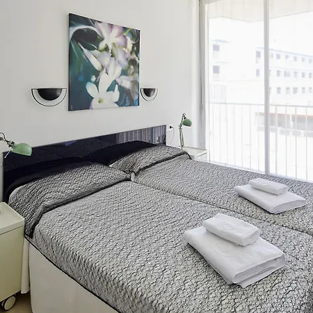 Centremar Apartment