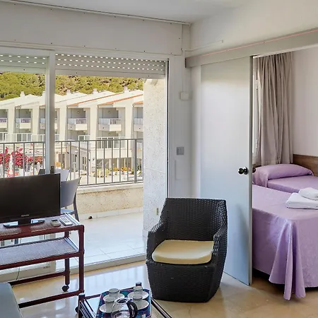 Centremar Apartment *
