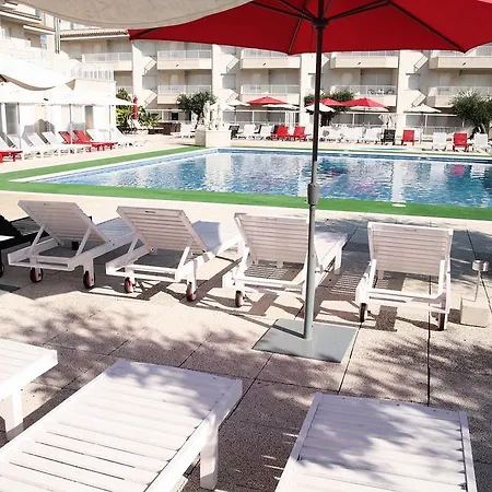 Centremar Apartman *